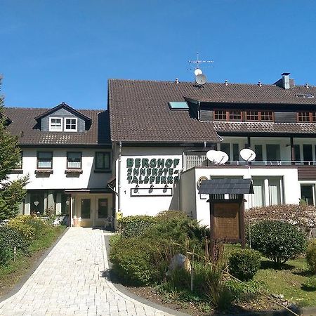 Hotel Berghof Am See Лаутентхаль Экстерьер фото