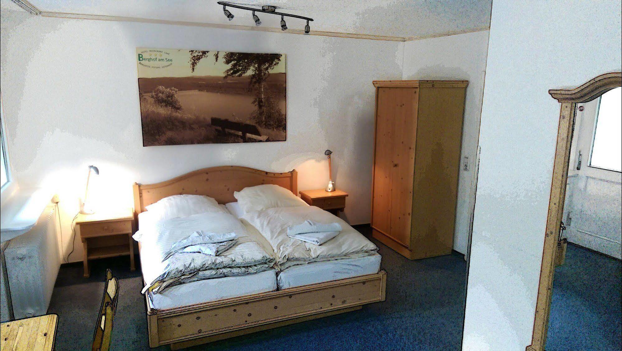 Hotel Berghof Am See Лаутентхаль Экстерьер фото